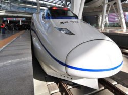 Китай запустил высокоскоростной поезд из Пекина в Шанхай