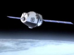 Россия готовит новый космолет - будет чинить спутники и убирать мусор на орбите