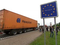Впервые за 26 лет в Шенгене ввели пограничный контроль 
