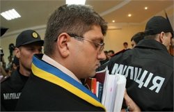 Суд над Тимошенко отложен до 18 июля. Экс-премьеру предъявили новый иск