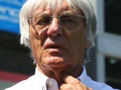 Хозяина "Формулы-1" публично обвинили во взяточничестве