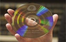 Создан диск, который может хранить информацию тысячи лет