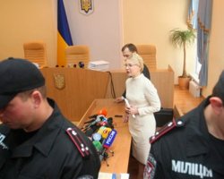 Тимошенко снова будет ночевать в СИЗО