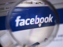 Facebook выйдет на IPO в конце 2012 года