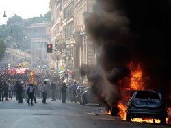 Протесты в Риме переросли в беспорядки