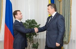 Медведев потребовал, чтобы приговор Тимошенко не был политическим и антироссийским