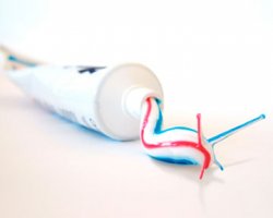 Зубная паста не защищает зубы от кариеса - стоматологи