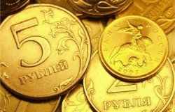 Россиянин расплатился за долг 16-тью мешками с монетами