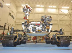 NASA отправило к Марсу Curiosity - марсоход весом в тонну