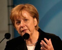Меркель: Европейский кризис не решить одним махом