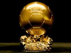Объявлены имена трех претендентов на "Золотой мяч" ФИФА