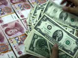 Курс юаня к доллару установил исторический рекорд