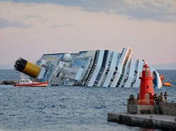 На Costa Concordia приостановлены спасательные работы