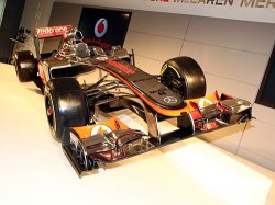 McLaren презентовал новый болид, призванный положить край доминированию Red Bull в "Формуле-1"