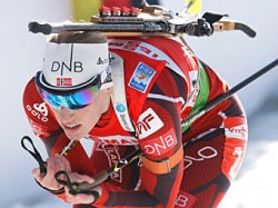 Норвежская биатлонистка завоевала второе золото ЧМ-2012