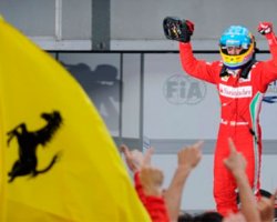 Победу на Гран-При "Формулы-1" в Малайзии вырвал Алонсо