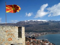 Украинцы могут год посещать Македонию без виз