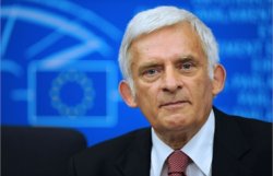 Экс-президент Европарламента: Началась определенная изоляция Украины