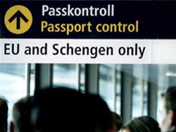 В Шенгене могут возобновить пограничный контроль