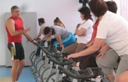 Мэр Калуша проводит бесплатные занятия по фитнесу для женщин