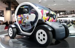 В Барселоне откроют первый прокат электромобилей