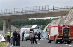 В Хорватии разбился чешский автобус: не менее семи человек погибли