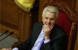 Раде нужен Литвин: депутаты не поддержали отставку спикера. А Томенко ещё может подумать