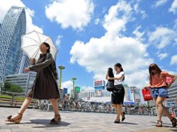 В Японии люди гибнут из-за аномальной жары, Южная Корея экстренно предупреждает своих граждан