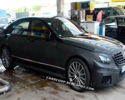 Фотошпионы "поймали" заряженный седан Mercedes-Benz S-класса