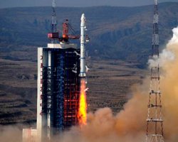 Китай вывел на орбиту два спутника