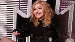 Певицу Мадонну вызвали в суд Петербурга по иску на 333 миллиона рублей