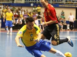 Бразилия и Испания сыграют в финале ЧМ-2012 по футзалу