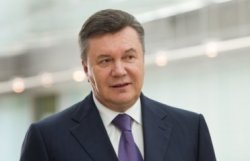 Янукович отправил Азарова в отставку
