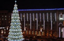 В Киеве зажглась главная елка страны