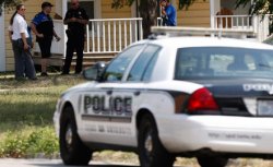 Неизвестный открыл стрельбу в здании колледжа в Техасе, два человека ранены