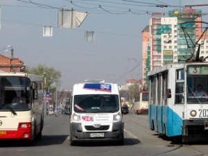 И года не прошло. Служащим нового автобусного предприятия Челябинска задержали зарплату