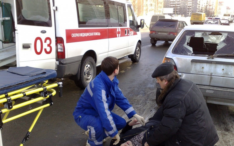 На убитых дорогах Брянска в ДТП погибли 14 человек