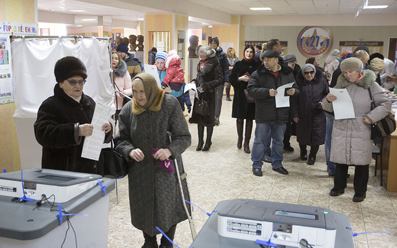 Более половины жителей Брянской области проголосовали за президента России