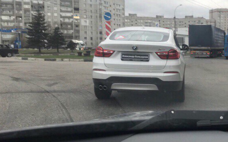 Именной BMW Александра Большунова заметили в Брянске