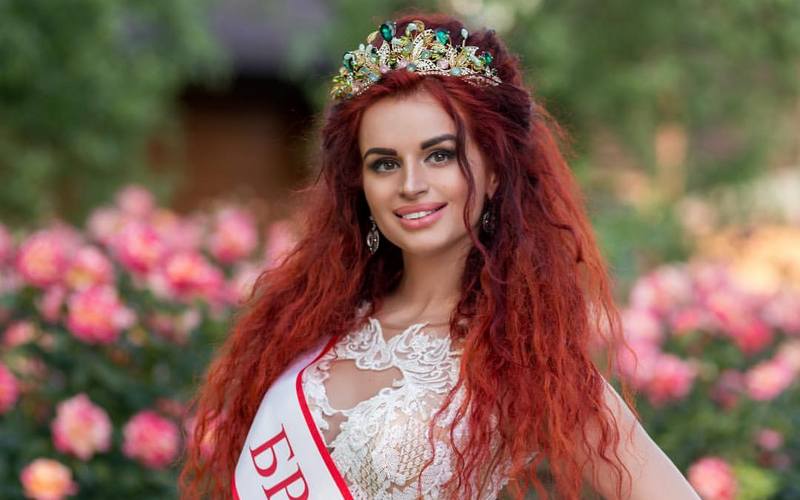 Екатерина Ампилогова из Брянска вошла в десятку лучших красавиц России