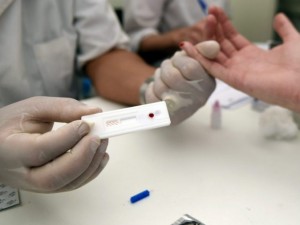 Две тысячи тестов на ВИЧ за три дня