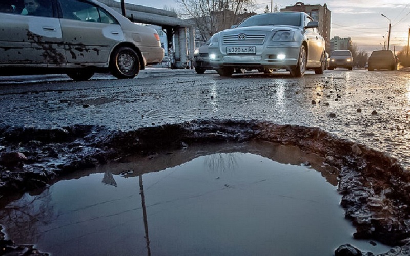 Клинцовским чиновникам велели заняться ремонтом дорог