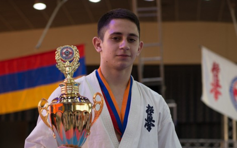 Брянец Рамин Акберов стал чемпионом мира по каратэ-киокусинкай