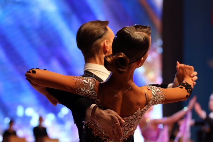 Брянские танцоры стали победителями крупного конкурса