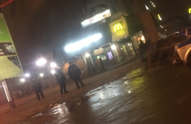 В Брянске эвакуировали бежицкий «Макдоналдс»