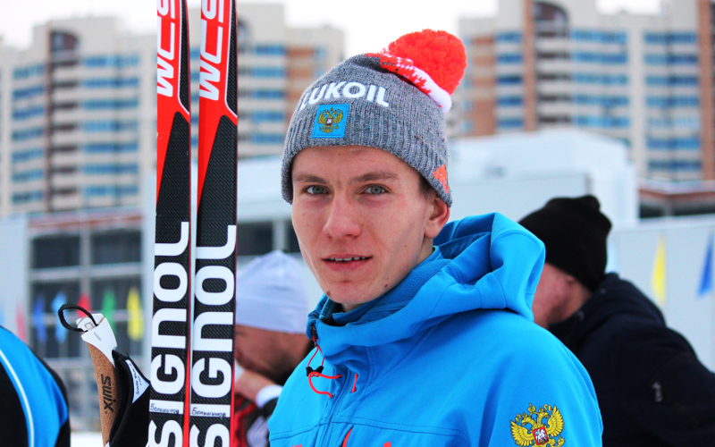 Брянский лыжник Александр Большунов завоевал серебро в Швеции