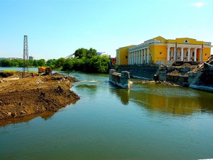 Как строился мост через реку Миасс в Челябинске напомнили фотографии