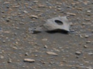 На Марсе обнаружили деталь от неизвестного аппарата