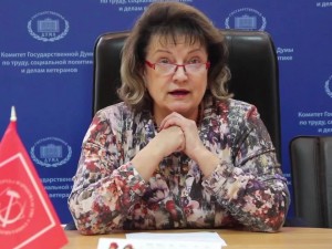 Депутату Алимовой сделали замечание за мат в соцсетях