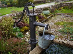 Коснется ли садоводов налог на подземные воды: где  вода в скважинах станет платной?